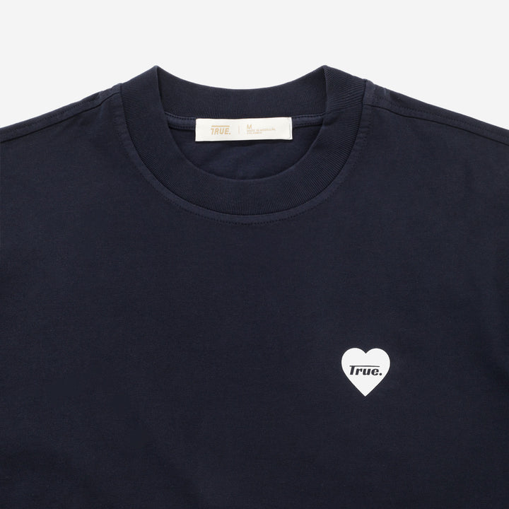 Camiseta Box Fit Corazón - Azul Oscura