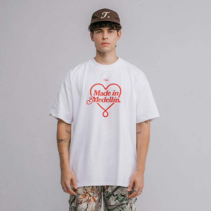 Camiseta Oversized Medellín - Blanca