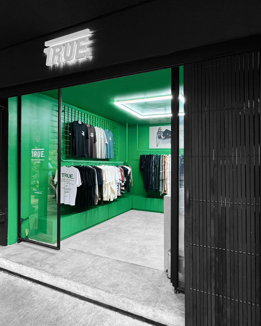 True Ropa Tiendas | TRUE. Colombia