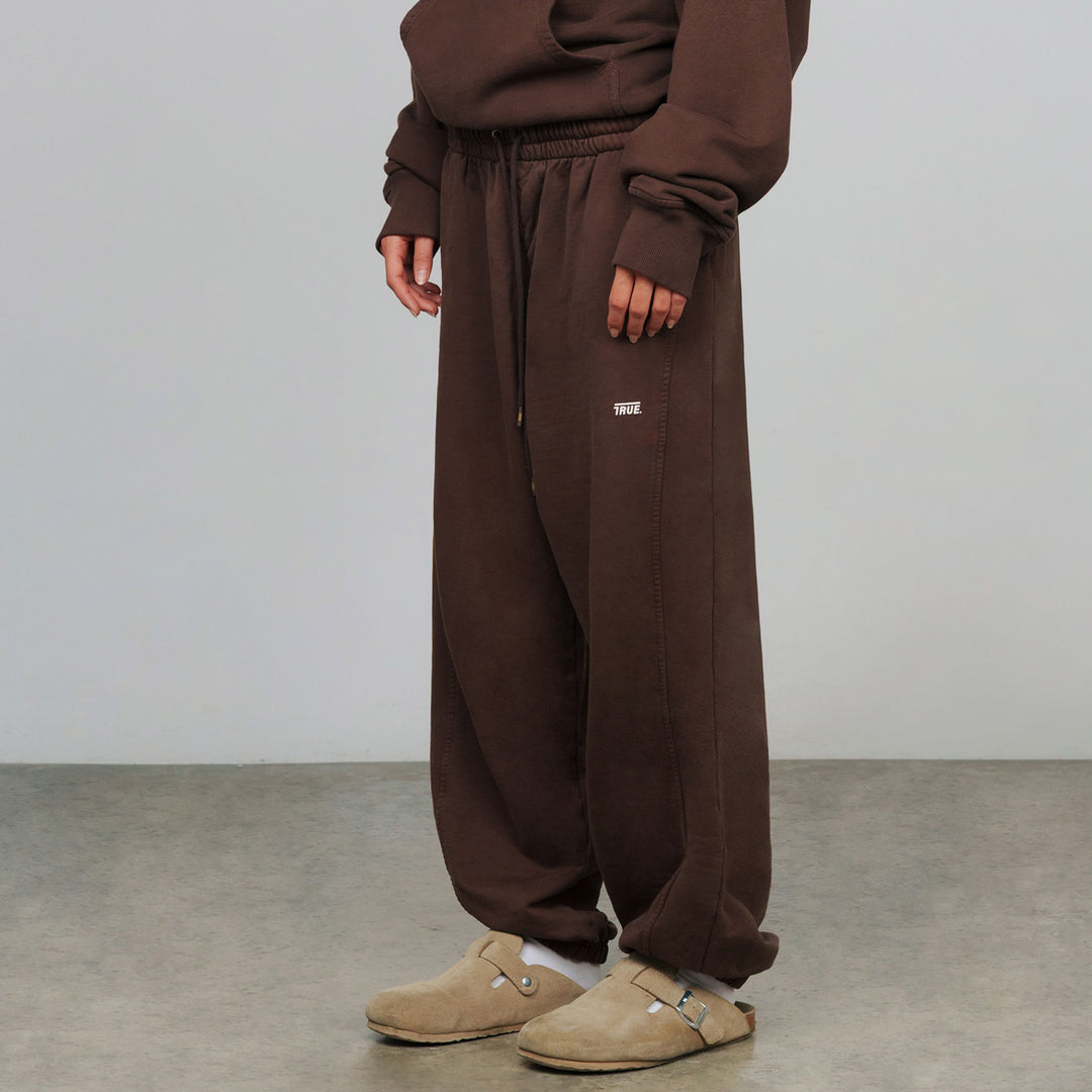 True Classic Jogger - Brown